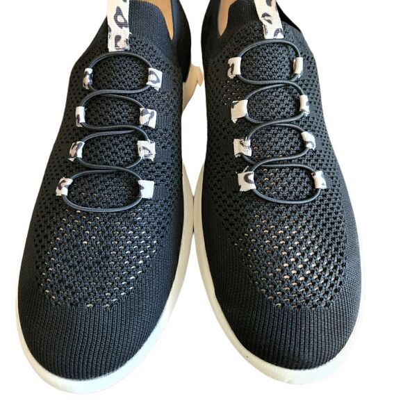 Life Stride Velocity 2.0 Women's Black Pull on Sneakers - Picture 2 of 6